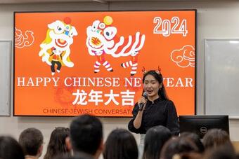 ヘ・ケディさんによる学生および教職員への歓迎